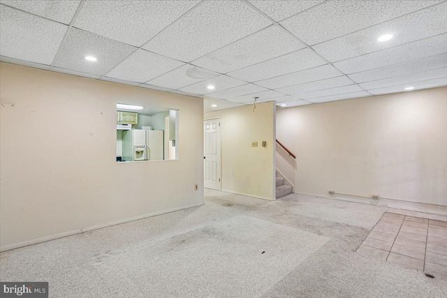 2303 NEWTON DR, Rockville, MD 20850