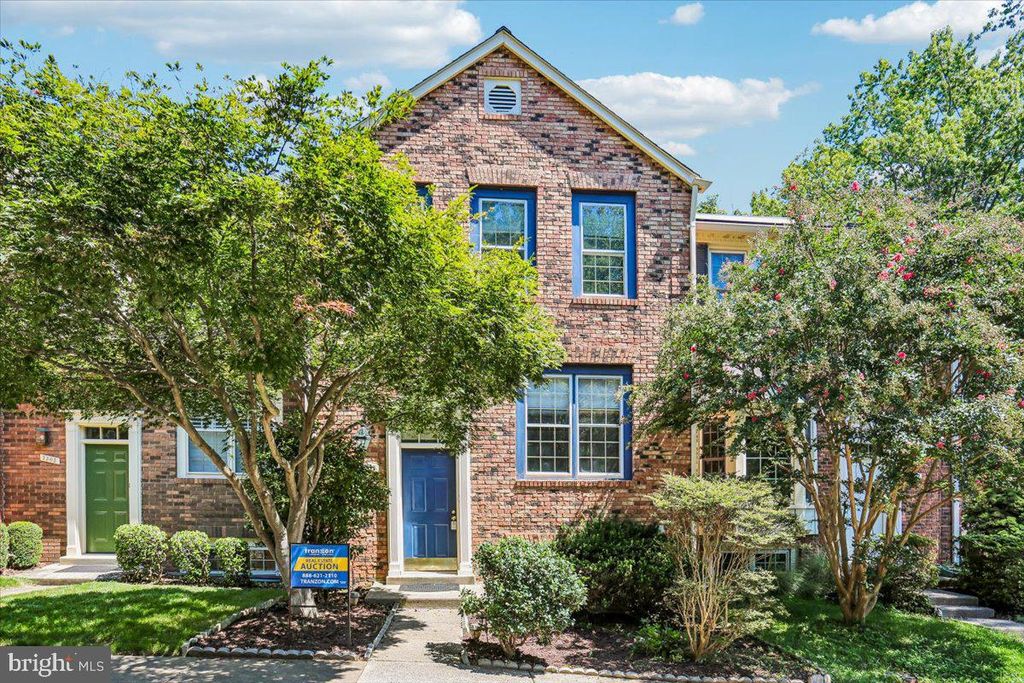 2303 NEWTON DR, Rockville, MD 20850
