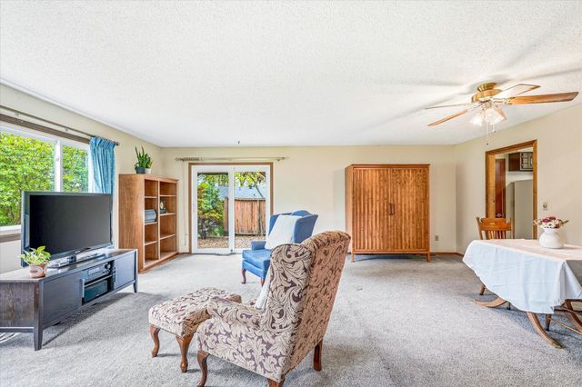 8435 Shadyview Lane N, Maple Grove, MN 55311