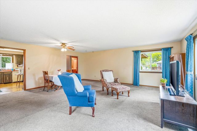 8435 Shadyview Lane N, Maple Grove, MN 55311