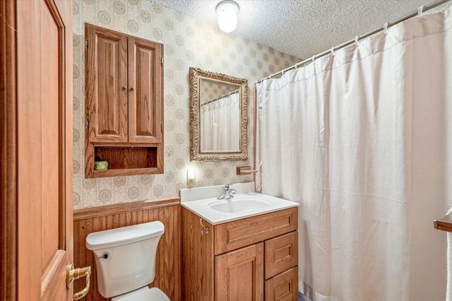 8435 Shadyview Lane N, Maple Grove, MN 55311