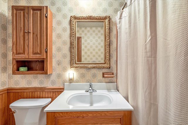 8435 Shadyview Lane N, Maple Grove, MN 55311
