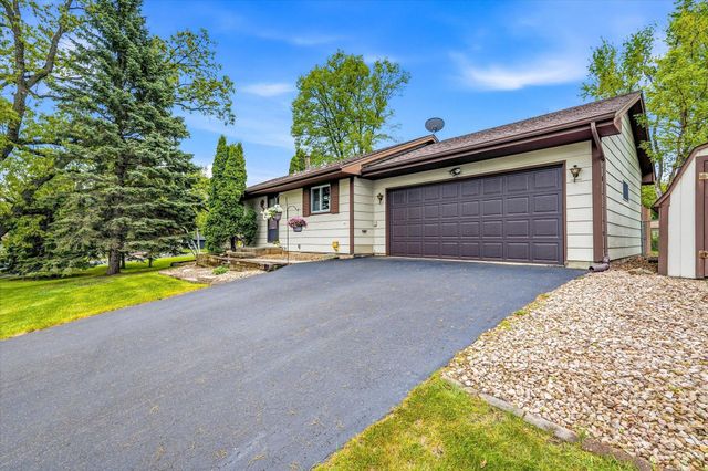 8435 Shadyview Lane N, Maple Grove, MN 55311