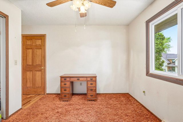 8435 Shadyview Lane N, Maple Grove, MN 55311