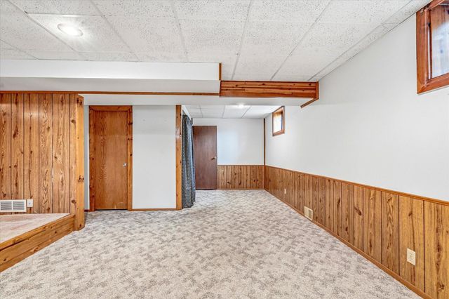 8435 Shadyview Lane N, Maple Grove, MN 55311