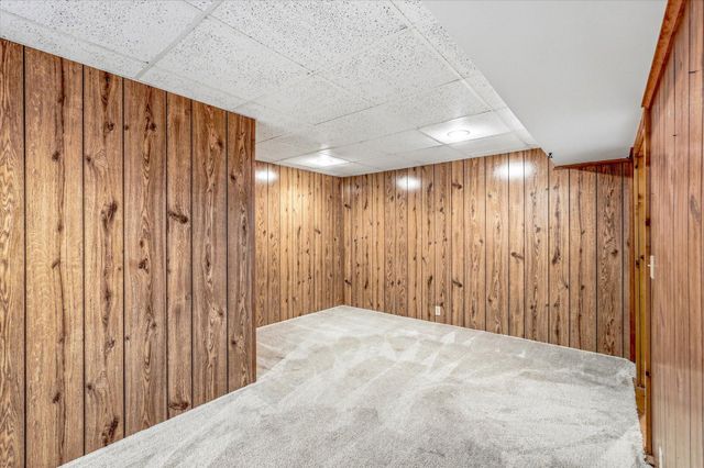 8435 Shadyview Lane N, Maple Grove, MN 55311