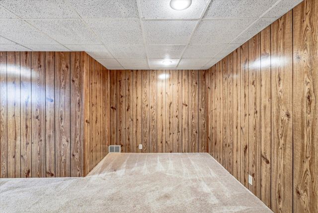 8435 Shadyview Lane N, Maple Grove, MN 55311