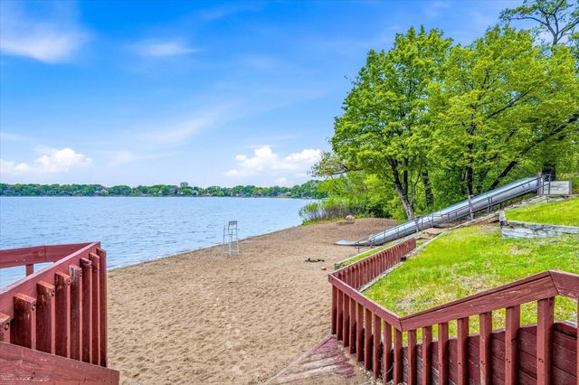 8435 Shadyview Lane N, Maple Grove, MN 55311