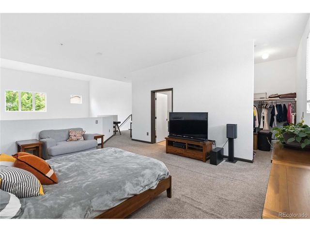 190 Roslyn St 1306, Denver, CO 80230