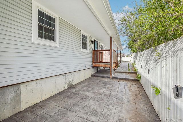 6704 Grove Street, Denver, CO 80221