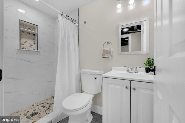 3827 COTTAGE AVE, Baltimore, MD 21215