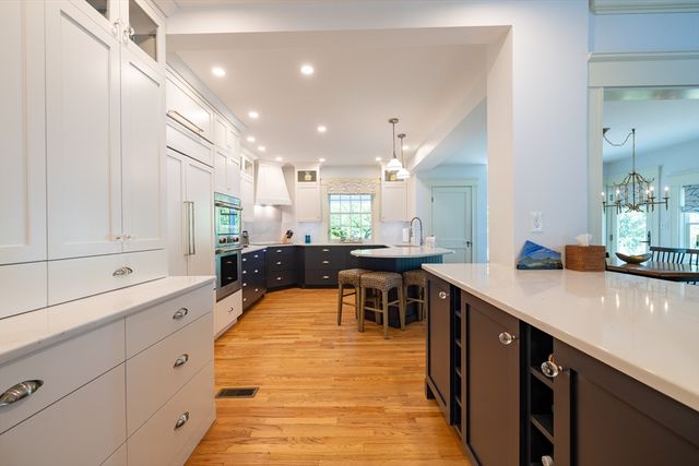 15 Geneva Rd, Andover, MA 01810