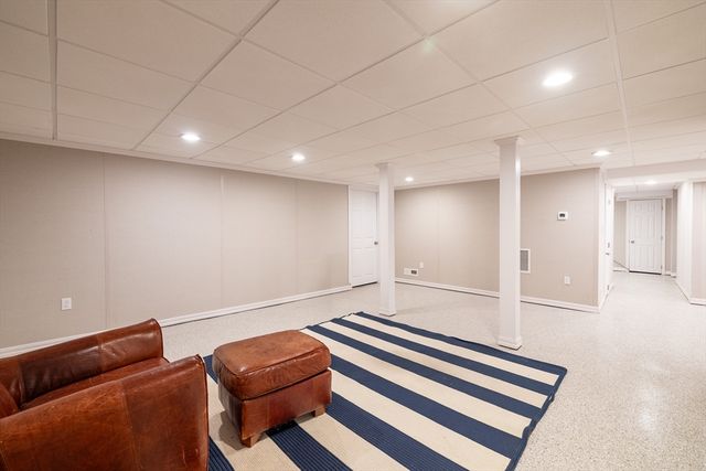 15 Geneva Rd, Andover, MA 01810