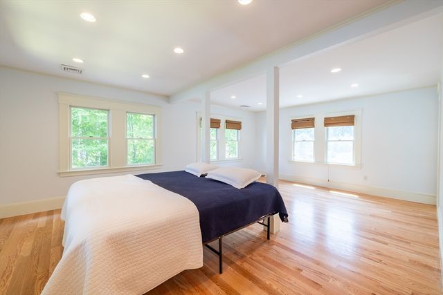 15 Geneva Rd, Andover, MA 01810