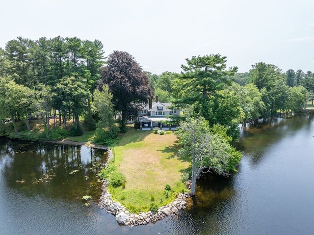 15 Geneva Rd, Andover, MA 01810