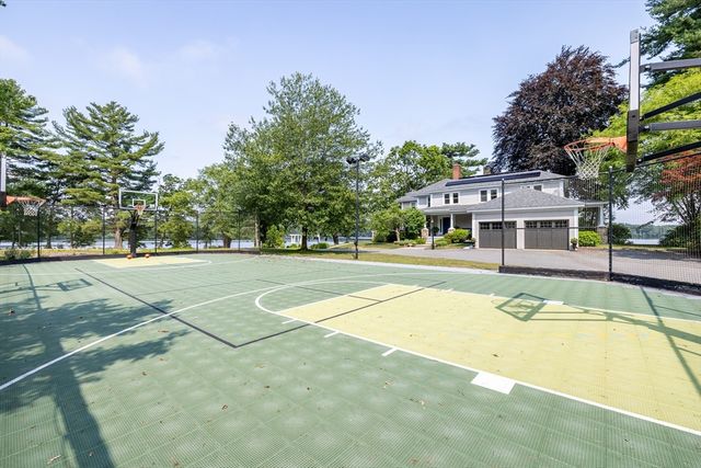 15 Geneva Rd, Andover, MA 01810