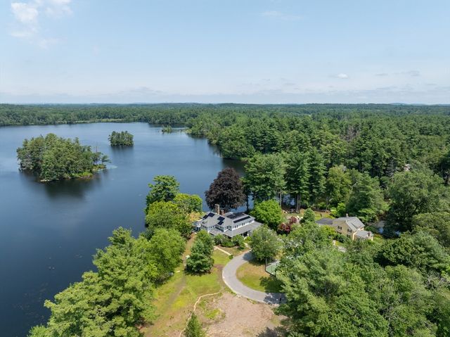 15 Geneva Rd, Andover, MA 01810