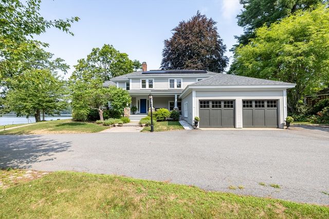 15 Geneva Rd, Andover, MA 01810