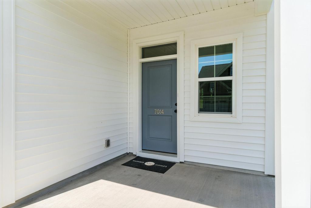 Image 4 of property listing at 84 Crosswick Street, Summerville, SC 29483