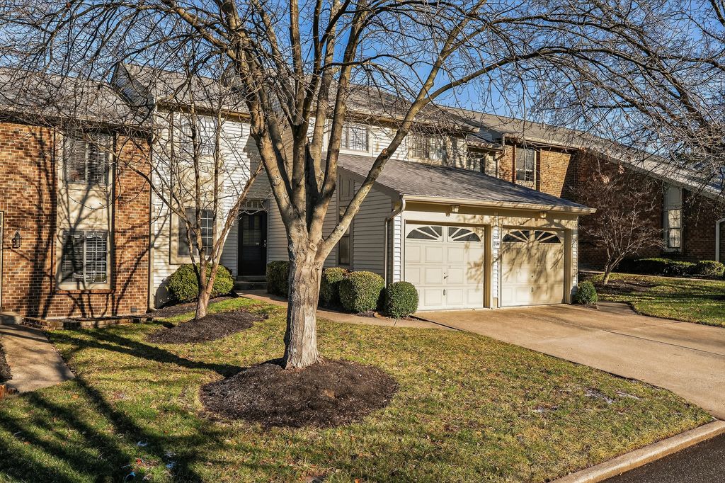 2730 Hurstland Court, Crestview Hills, KY 41017