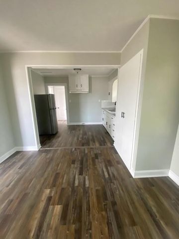 607 S Main Street A, Baytown, TX 77520