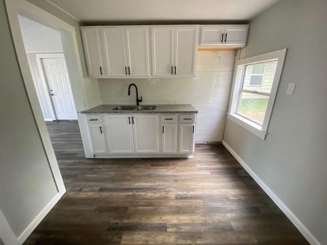 607 S Main Street A, Baytown, TX 77520