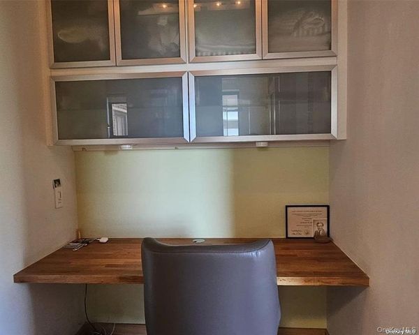 82-16 34th Avenue 4H, Jackson Heights, NY 11372