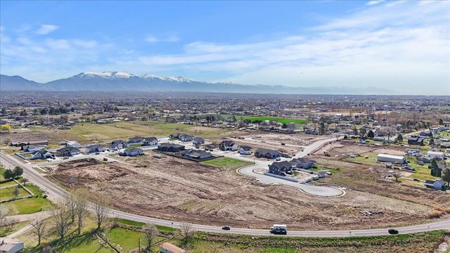 5800 W 4050 S, Hooper, UT 84315
