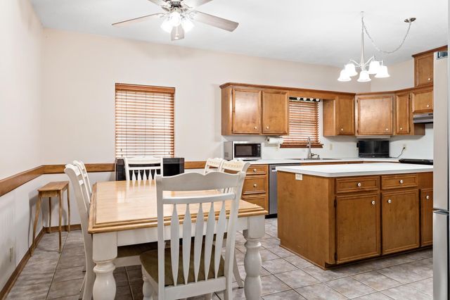 3084 Texas State Highway 63 W W, Jasper, TX 75951