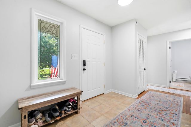 10817 E Rosewood Circle, Fort Wayne, IN 46845