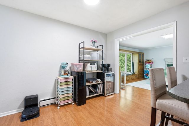 10817 E Rosewood Circle, Fort Wayne, IN 46845