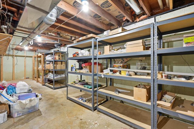 10817 E Rosewood Circle, Fort Wayne, IN 46845