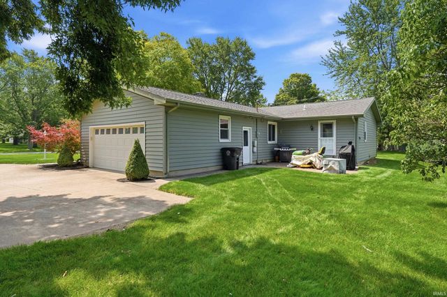 10817 E Rosewood Circle, Fort Wayne, IN 46845
