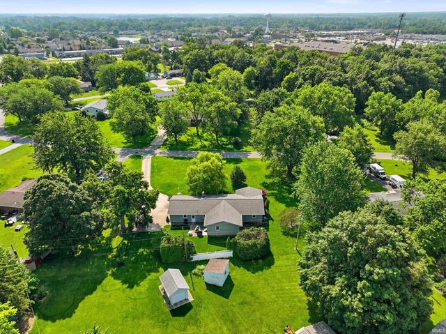 10817 E Rosewood Circle, Fort Wayne, IN 46845