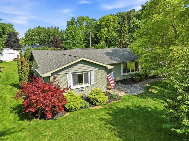 10817 E Rosewood Circle, Fort Wayne, IN 46845