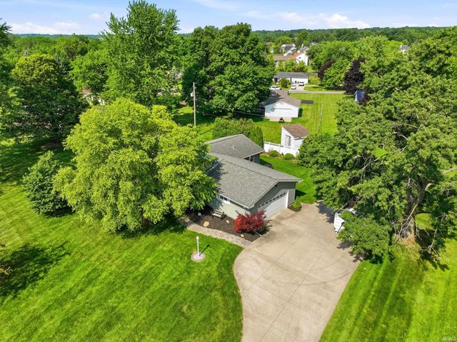 10817 E Rosewood Circle, Fort Wayne, IN 46845
