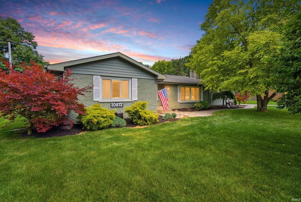 10817 E Rosewood Circle, Fort Wayne, IN 46845