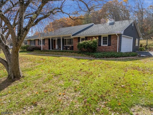 31 CHERRYVILLE HOLLOW ROAD, Raritan Twp., NJ 08822