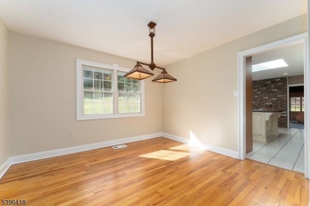 31 CHERRYVILLE HOLLOW ROAD, Raritan Twp., NJ 08822