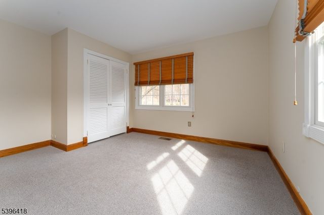 31 CHERRYVILLE HOLLOW ROAD, Raritan Twp., NJ 08822