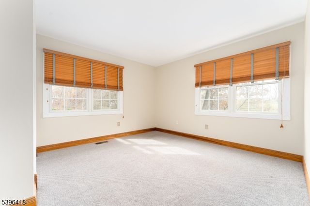 31 CHERRYVILLE HOLLOW ROAD, Raritan Twp., NJ 08822