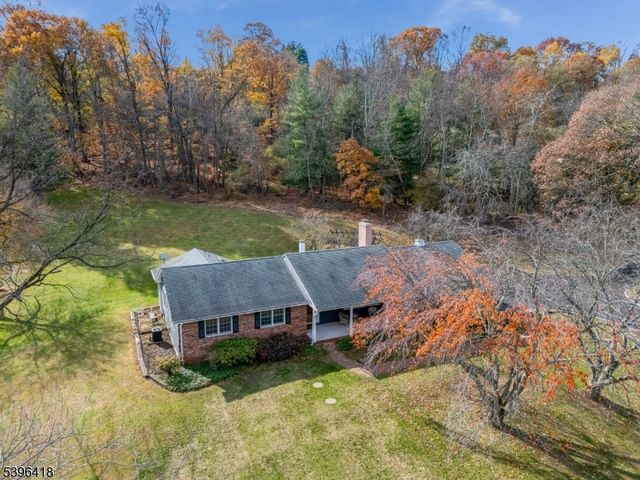 31 CHERRYVILLE HOLLOW ROAD, Raritan Twp., NJ 08822