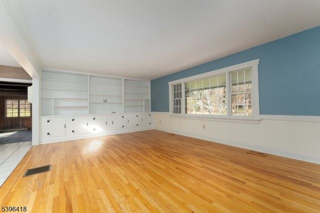 31 CHERRYVILLE HOLLOW ROAD, Raritan Twp., NJ 08822