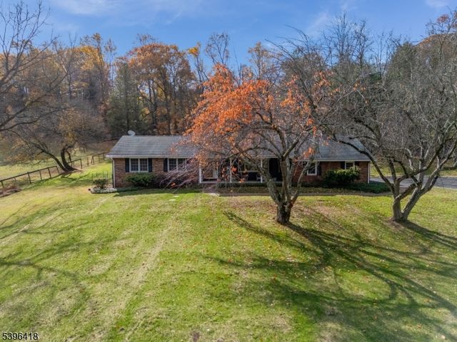 31 CHERRYVILLE HOLLOW ROAD, Raritan Twp., NJ 08822