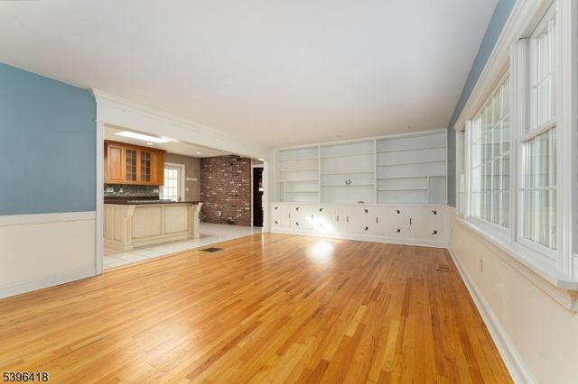 31 CHERRYVILLE HOLLOW ROAD, Raritan Twp., NJ 08822