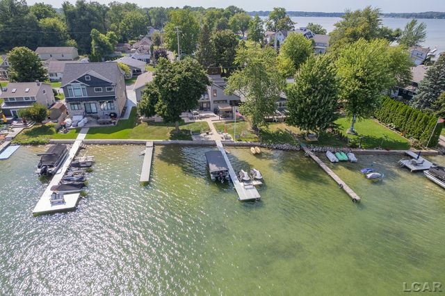 1220 Round Lake Highway, Manitou Beach, MI 49253