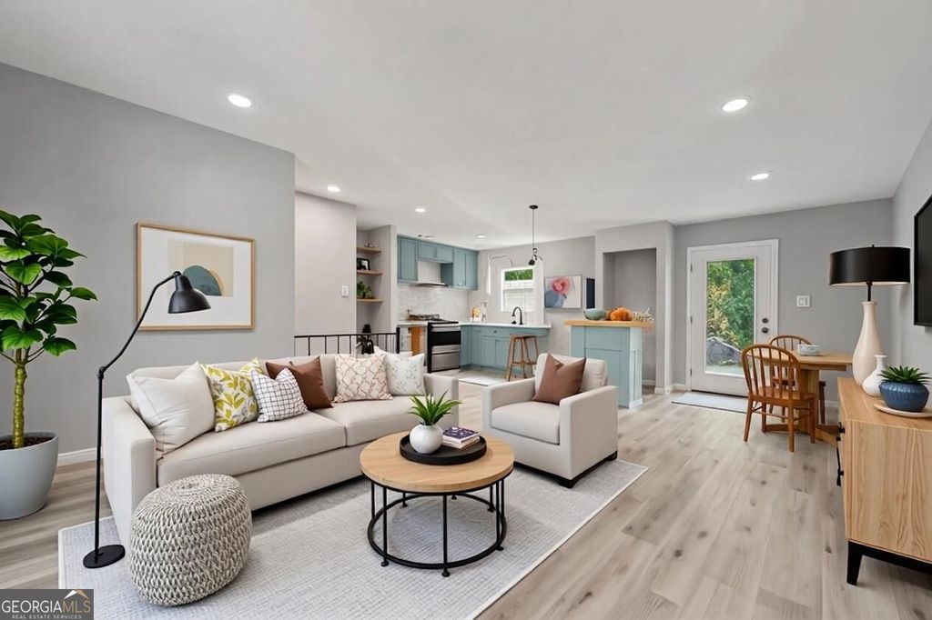 2830 Allegro Drive NW, Atlanta, GA 30318 — photo 2