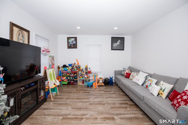 78 Martin Street, Hartford, CT 06120