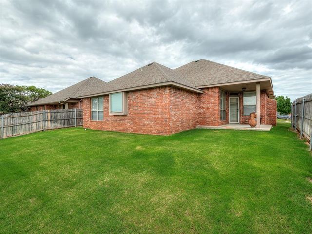 3821 Brody Drive, Moore, OK 73160