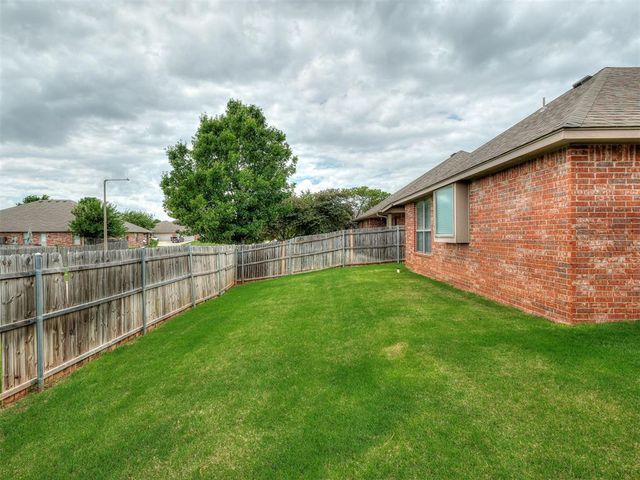 3821 Brody Drive, Moore, OK 73160